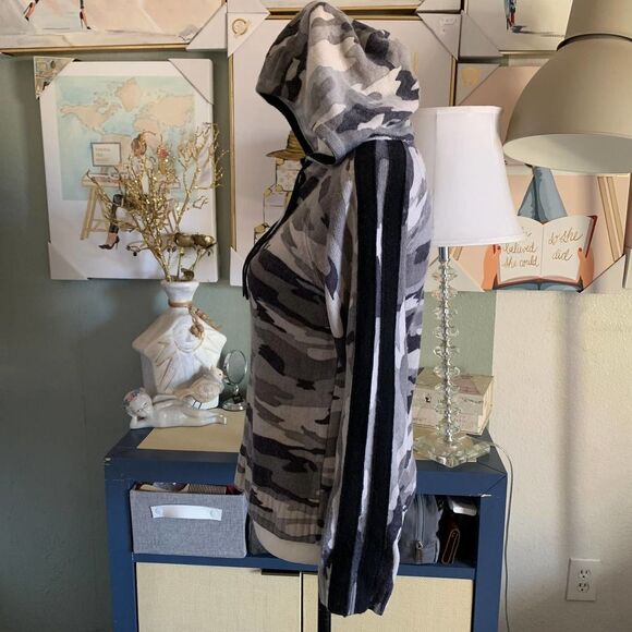 PRVLG threads of privilege 100% cashmere cami sweater hooded xs - Picture 4 of 9